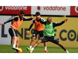 Beşiktaş, derbi hazırlıklarını sürdürdü