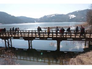 Kartalkaya'da kar Abant'ta bahar keyfi