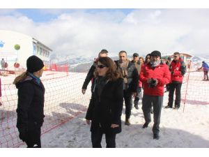 Sivaslı iş adamları Yıldız Dağını gezdi