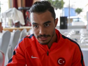 "Rakiplerime değil işime bakıyorum"