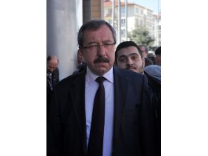 Eskişehir'de DİSK üyelerine destek yürüyüşü