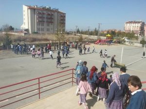 Okullarda düzenlenen tatbikatlar gerçeğini aratmadı