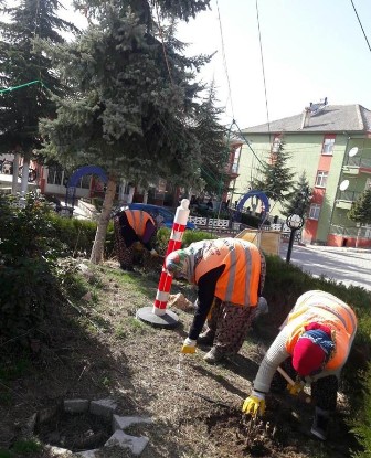 Beyşehir’in dış mahallelerinde bahar hazırlıkları