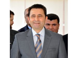 Kırıkkale Emniyet Müdürü Onar, personeline altın hediye etti