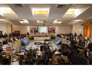 Tunus Cumhurbaşkanı Sibsi'den Arap dünyasına güvenlik çağrısı