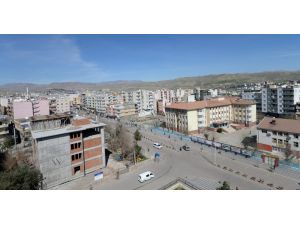 Cizre'de terörün izleri siliniyor