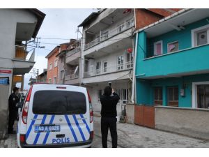 Yangın çıkan evde dumandan etkilenen 2 çocuk öldü