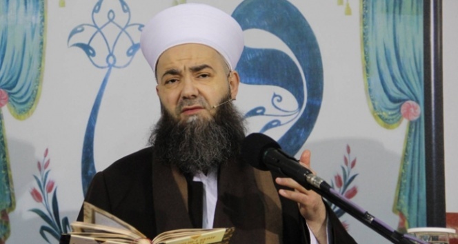 Cübbeli Ahmet Hoca beraat etti