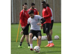 Samsunspor Teknik Direktörü Korukır: