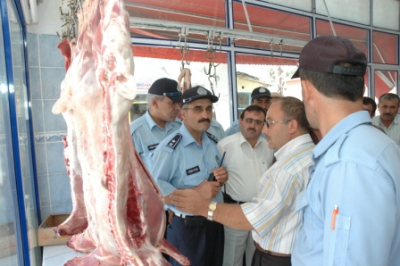 182 kilo bozuk ete el konuldu