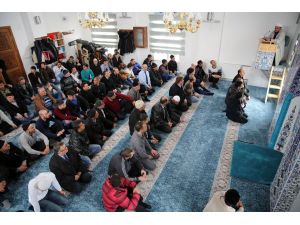 Ahıska Türklerinin cuma namazı mutluluğu