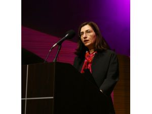 Nazım Hikmet Bakü'de anıldı