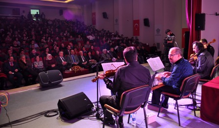 NEÜ’de, okyanustaki sesler konseri