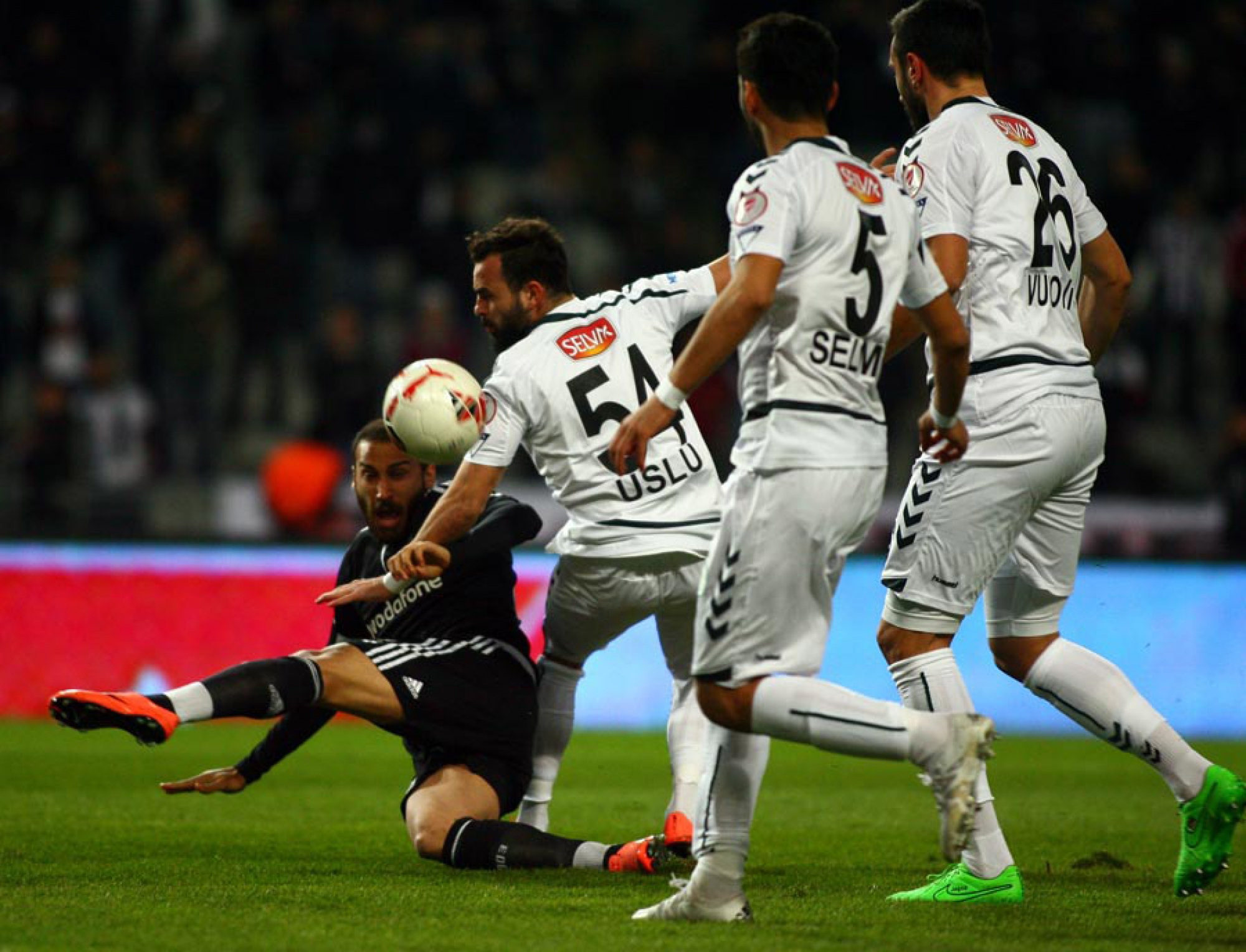 Ahmet Şan’dan stat jesti