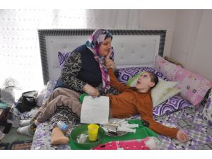 "O" anne resepsiyona gidebilecek