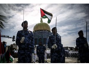 Gazze'de subaylara mezuniyet töreni