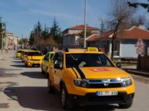 Öldürülen taksi şoförü Işık'ın meslektaşları, eylem yaptı