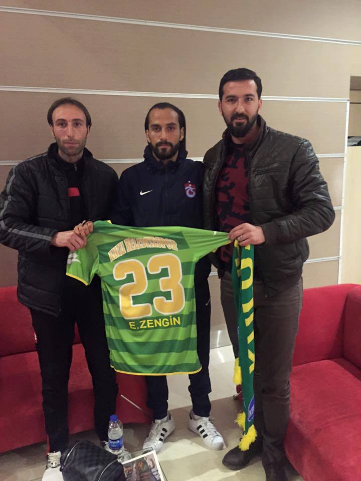 Kulu’dan Erkan Zengin'e forma
