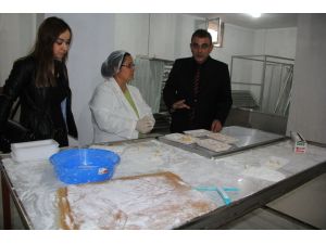 "Yapamazsın" diyenlere inat 52 yaşında fabrika kurdu