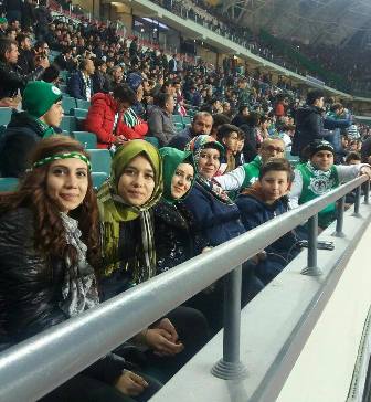 Bayanlar Konyaspor maçında