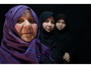 Yetim 20 torununa hem analık hem babalık yapıyor