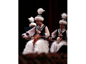 "Kazakistan ve Türkiye Dostluk Konseri"