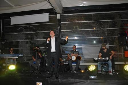 Hasan Eröğüt’den muhteşem konser