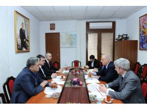 AA Genel Müdür Yardımcısı Özkaya AZERTAC'ı ziyaret etti