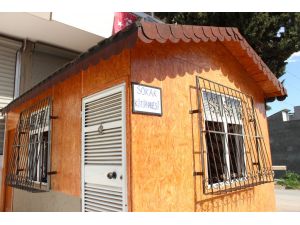 Adana'nın "sokak kütüphanesi"