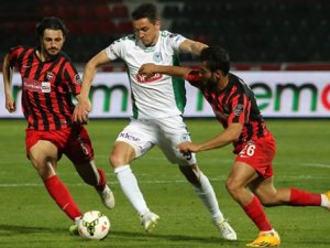 Konyaspor baklavayı yedi