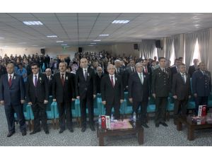 İstiklal Marşı'nın kabulü ve Mehmet Akif Ersoy'u Anma