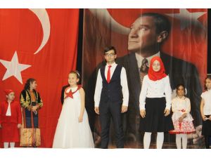 Ödülünü şehit ailelerine bağışladı