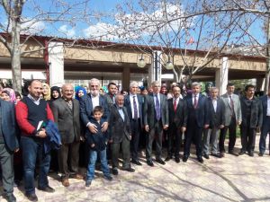 Aksaray Ensar Vakfı'ndan öğrencilere moral yemeği