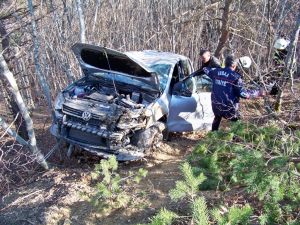 Tokat'ta otomobil uçuruma yuvarlandı: 1 ölü, 1 yaralı