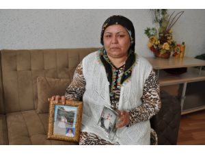 "Ezgi ölmesin" diye nöbetleşe uyuyorlar