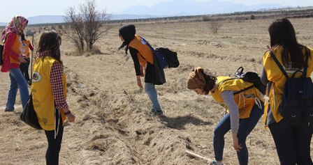 Öldürülen 302 kadın için 302 fidan dikildi