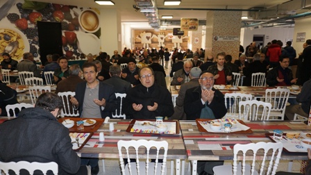 Türmak ailesi sabah namazında buluştu
