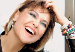 Hülya Avşar'ın KARIN AĞRISI