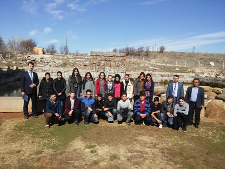 Derebucak’ın başarılı öğrencilere gezi ödülü