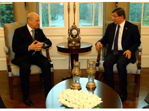 Davutoğlu-Bahçeli görüşmesi başladı