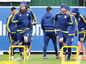 Fenerbahçe'de Gökhan Gönül takımla çalıştı