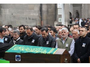 Hakem Salih Ulu toprağa verildi