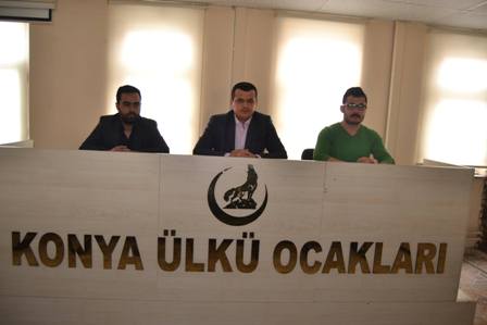 ‘Türk milleti üç beş soysuza pabuç bırakmaz’