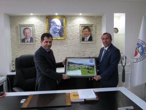 Milletvekili Altunyaldız, Yalıhüyük esnafını ziyareti etti