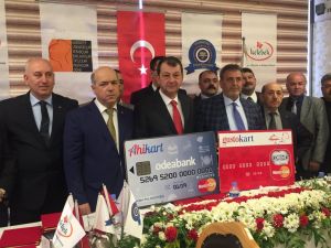 Türkiye'nin "ilk milli yemek kartı GustoKart" tanıtıldı