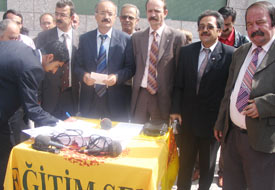 'Okuluna sahip çık' imza kampanyası