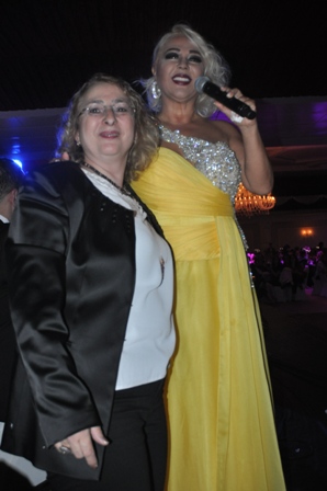 Neriman hoca Soyman’la öz çekim