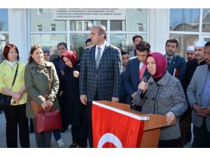 Pınarbaşı'dan Bayırbucak Türkmenlerine yardım