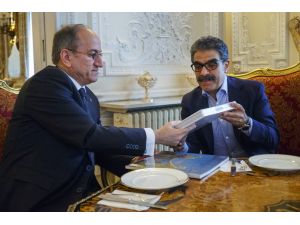 AA yöneticilerinden Türkiye'nin Londra Büyükelçisi Bilgiç'e ziyaret