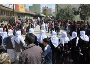 Silopi'de izinsiz gösteri